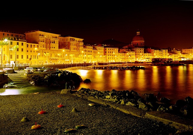 fotografia notturna | fotografo pegli | pegli lungomare | pegli mare | genova immagini |
