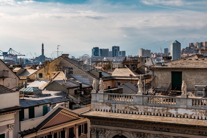 foto di genova dall'alto | foto genova centro | immagini genova porto | tetti di genova |